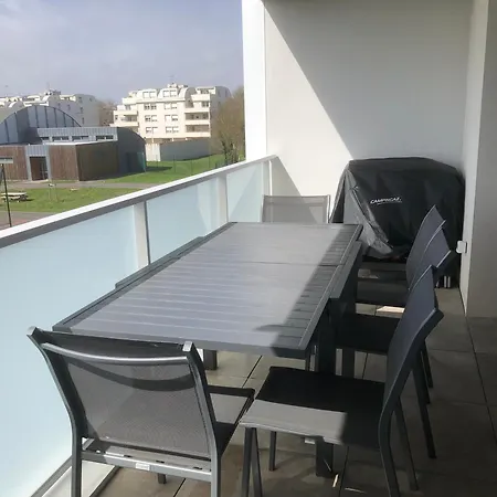 Elegant Avec Loggia & Parking Prive Appartement *