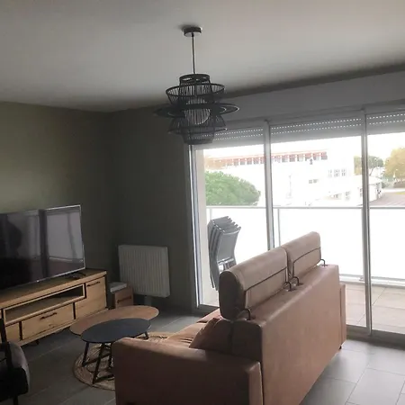 Elegant Avec Loggia & Parking Prive Apartment La Rochelle (Charente-Maritime)