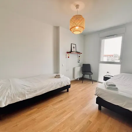 Appartement élégant Avec Loggia&parking Privé La Rochelle (Charente-Maritime)